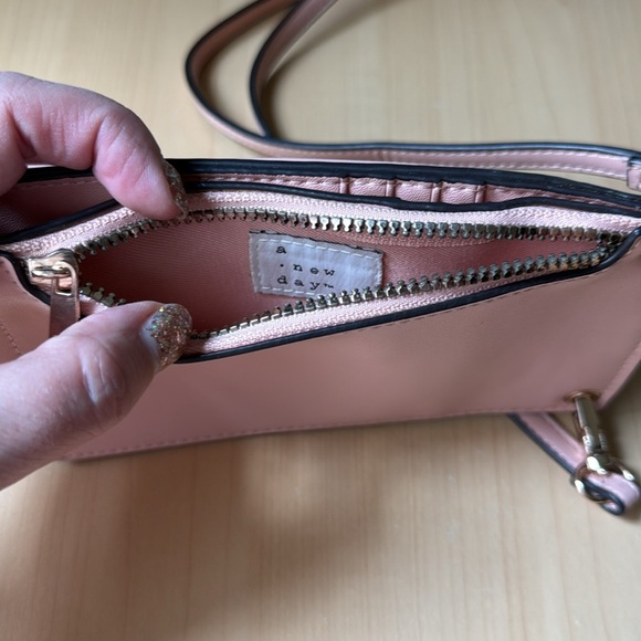 A New Day Cell Phone Crossbody Bag - Picture 5 of 5